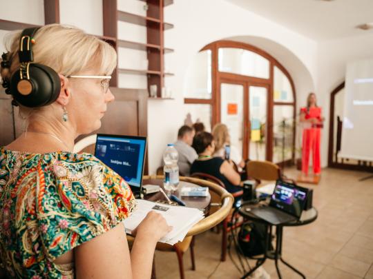 Breakout room D: Interpretation from English into Hungarian